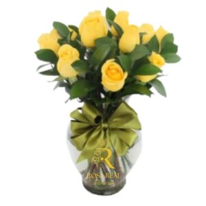 Luz Dorada en Florero