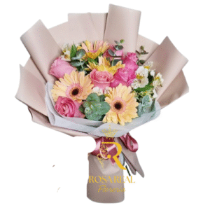 Ramo elegante con Rosas Rosadas y Gerberas Amarillas, ideal para regalar frescura, alegría y cariño - Rosa Real